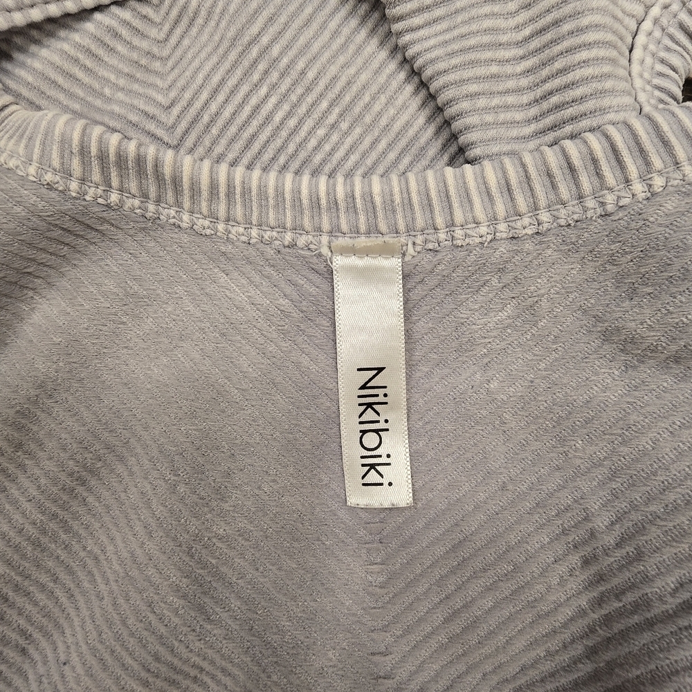 Nikibiki Vintage Cool Grey Cropped Chevron Tank One Size - Picture 2 of 5